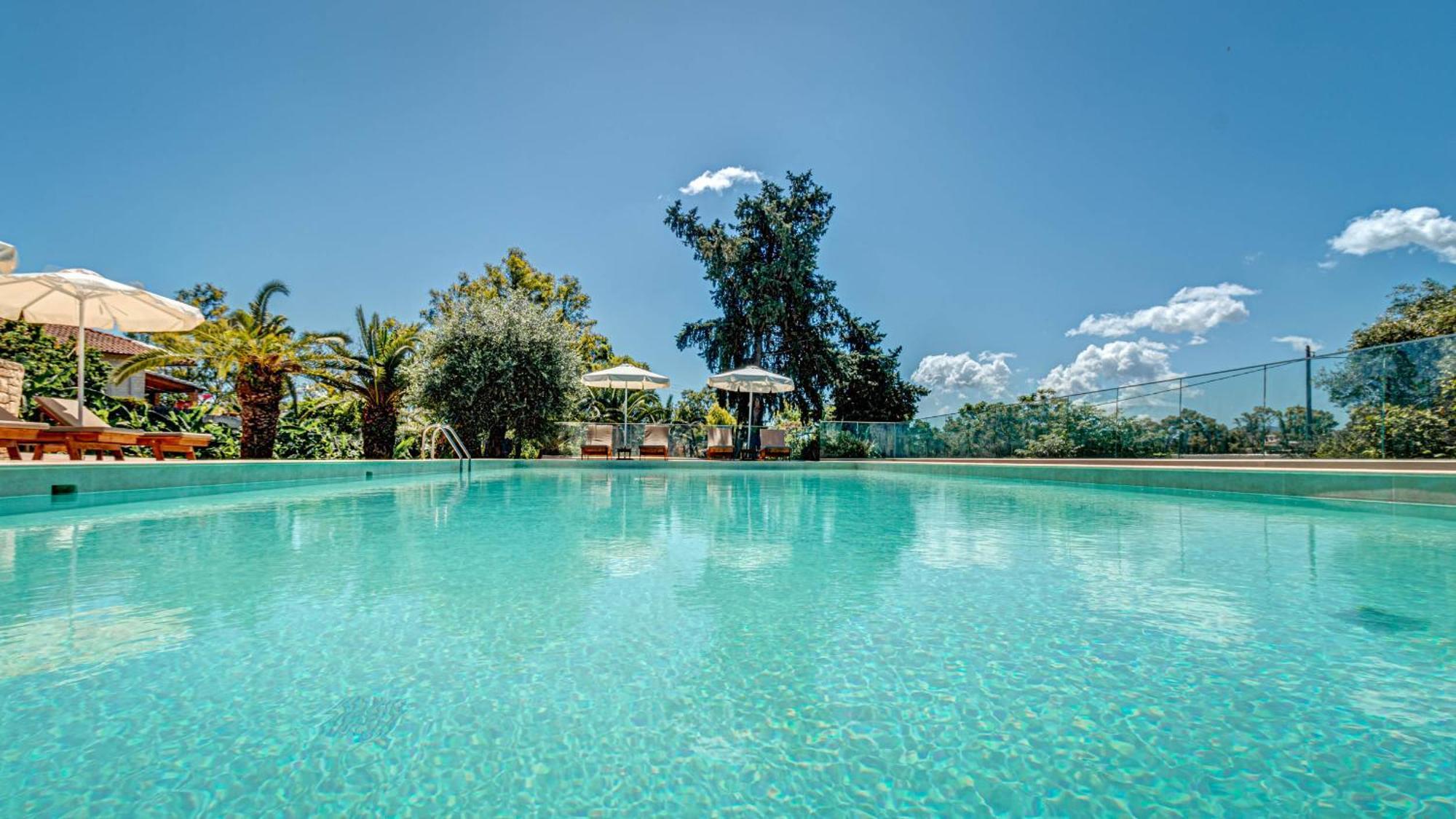 Ionian Arches Hotell Gouvia Exteriör bild